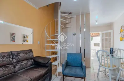 Casa em condomínio fechado com 2 quartos à venda na avenida juca batista, 3527, hípica, porto alegre, 49 m2 por r$ 235.000