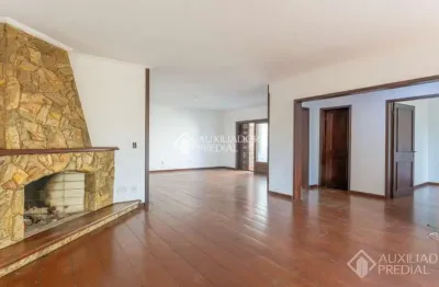 Casa com 3 quartos à venda na rua maestro salvador campanella, 70, jardim itu sabará, porto alegre, 313 m2 por r$ 1.195.000