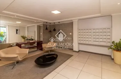 Apartamento com 2 quartos à venda na rua afonso pena, 28, azenha, porto alegre, 63 m2 por r$ 570.000