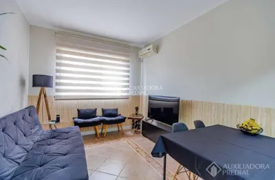 Apartamento com 2 quartos à venda na avenida getúlio vargas, 296, menino deus, porto alegre, 56 m2 por r$ 304.000