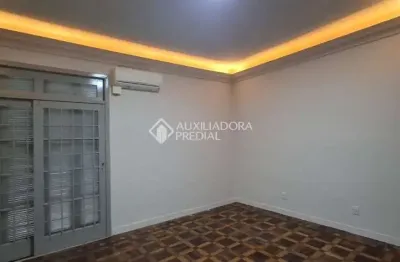 Apartamento com 2 quartos à venda na rua coronel feijó, 468, são joão, porto alegre, 64 m2 por r$ 330.000