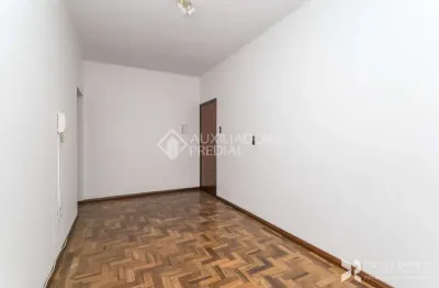 Apartamento com 2 quartos à venda na rua miguel tostes, 781, rio branco, porto alegre, 67 m2 por r$ 377.000