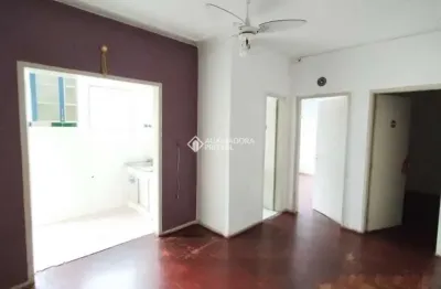 Apartamento com 2 quartos à venda na rua duque de caxias, 203, centro histórico, porto alegre, 59 m2 por r$ 240.000