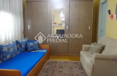 Apartamento com 1 quarto à venda na avenida protásio alves, 4495, petrópolis, porto alegre, 25 m2 por r$ 139.000