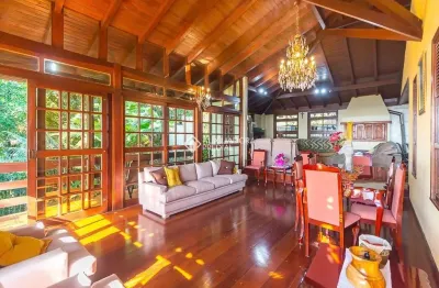 Casa com 4 quartos à venda na rua fernando osório, 1146, teresópolis, porto alegre, 400 m2 por r$ 3.000.000