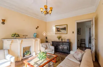 Casa com 4 quartos à venda na rua tiradentes, 107, independência, porto alegre, 298 m2 por r$ 1.500.000