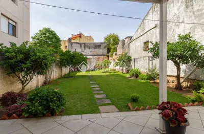Casa com 3 quartos à venda na rua catumbi, 325, medianeira, porto alegre, 205 m2 por r$ 1.000.000