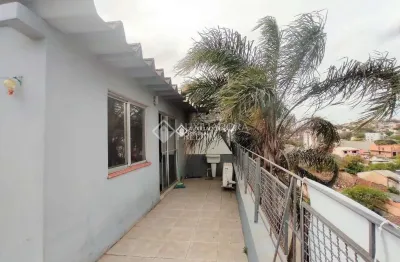 Cobertura com 2 quartos à venda na travessa viamão, 139, medianeira, porto alegre, 138 m2 por r$ 270.000