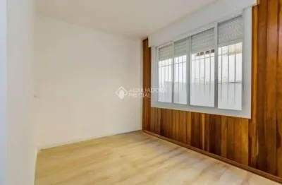 Apartamento com 2 quartos à venda na avenida protásio alves, 5383, petrópolis, porto alegre, 62 m2 por r$ 360.000