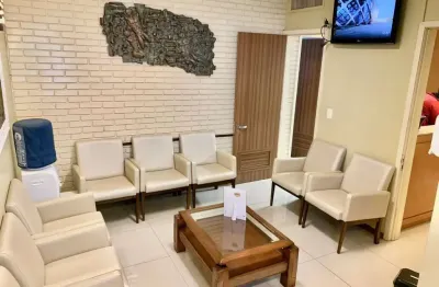 Sala comercial à venda na rua dos andradas, 1781, centro histórico, porto alegre, 94 m2 por r$ 370.000