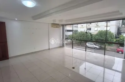 Casa com 4 quartos à venda na rua luzitana, 824, higienópolis, porto alegre, 344 m2 por r$ 1.380.000