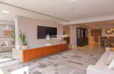 Apartamento com 3 quartos à venda na rua araruama, 805, vila jardim, porto alegre, 120 m2 por r$ 1.499.000