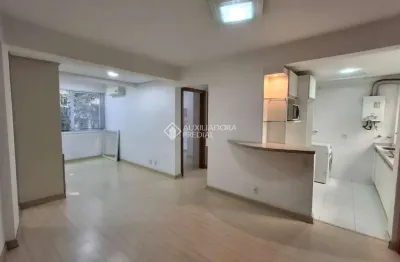 Apartamento com 1 quarto à venda na rua santo antônio, 893, floresta, porto alegre, 44 m2 por r$ 320.000