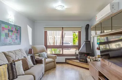 Casa em condomínio fechado com 4 quartos à venda na rua doutor pereira neto, 2057, tristeza, porto alegre, 179 m2 por r$ 995.000