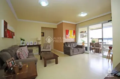 Apartamento com 3 quartos à venda na rua corcovado, 385, auxiliadora, porto alegre, 110 m2 por r$ 1.200.000