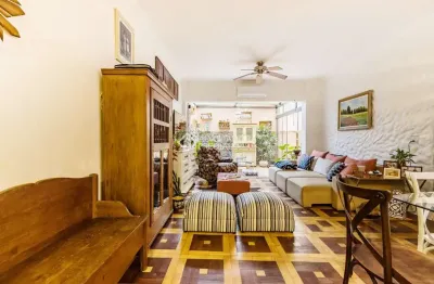 Apartamento com 3 quartos à venda na rua duque de caxias, 1488, centro histórico, porto alegre, 145 m2 por r$ 850.000