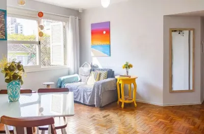 Apartamento com 2 quartos à venda na rua eudoro berlink, 396, auxiliadora, porto alegre, 66 m2 por r$ 312.000