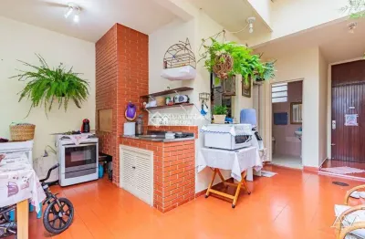 Casa comercial à venda na rua doutor lauro de oliveira, 237, rio branco, porto alegre, 284 m2 por r$ 1.300.000