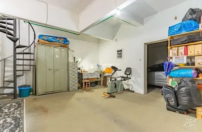 Casa comercial à venda na rua doutor lauro de oliveira, 237, rio branco, porto alegre, 284 m2 por r$ 1.298.000