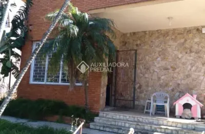 Casa com 3 quartos à venda na rua mariz e barros, 198, petrópolis, porto alegre, 150 m2 por r$ 990.000