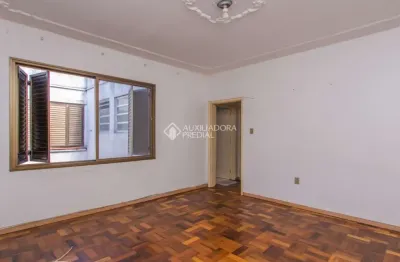 Apartamento com 2 quartos à venda na rua souza reis, 553, são joão, porto alegre, 62 m2 por r$ 215.000