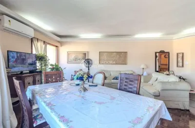 Apartamento com 3 quartos à venda na Rua Felicíssimo de Azevedo, 1501, São João, Porto Alegre, 179 m2 por R$ 700.000