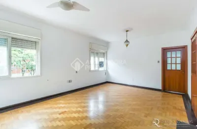 Apartamento com 3 quartos à venda na rua miguel couto, 158, menino deus, porto alegre, 101 m2 por r$ 499.999