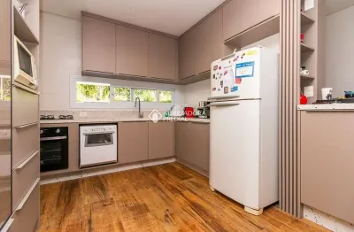 Casa em condomínio fechado com 3 quartos à venda na Rua Doutor Ney de Castilhos Ferreira, 300, Pedra Redonda, Porto Alegre, 438 m2 por R$ 2.450.000