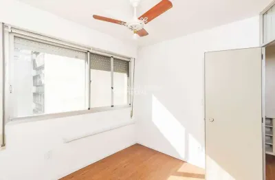 Apartamento com 1 quarto à venda na rua duque de caxias, 1667, centro histórico, porto alegre, 30 m2 por r$ 250.000