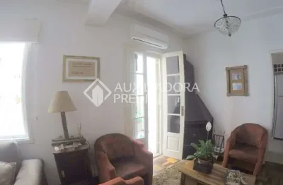 Apartamento com 3 quartos à venda na rua francisco ferrer, 161, rio branco, porto alegre, 117 m2 por r$ 532.000