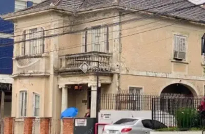 Casa com 3 quartos à venda na avenida bento gonçalves, 1906, partenon, porto alegre, 686 m2 por r$ 1.900.000