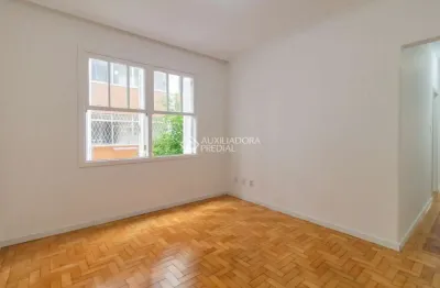 Apartamento com 2 quartos à venda na rua grão pará, 94, menino deus, porto alegre, 63 m2 por r$ 300.000