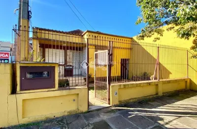 Casa com 2 quartos à venda na rua piauí, 141, santa maria goretti, porto alegre, 160 m2 por r$ 1.170.000