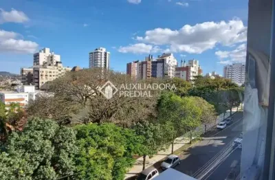 Apartamento com 2 quartos à venda na rua artigas, 78, petrópolis, porto alegre, 47 m2 por r$ 299.000