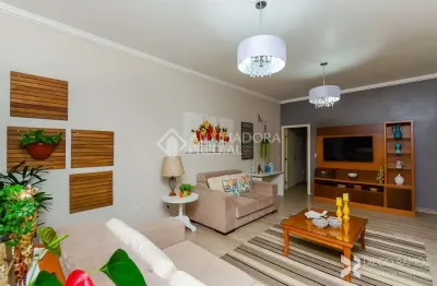 Casa com 4 quartos à venda na rua coronel feijó, 624, são joão, porto alegre, 250 m2 por r$ 1.310.000