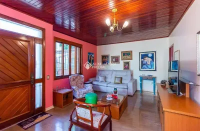 Casa em condomínio fechado com 3 quartos à venda na avenida arnaldo bohrer, 138, teresópolis, porto alegre, 218 m2 por r$ 669.999