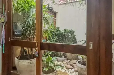 Casa em condomínio fechado com 3 quartos à venda na avenida professor paula soares, 123, jardim itu sabará, porto alegre, 288 m2 por r$ 1.200.000