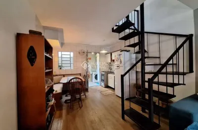 Casa em condomínio fechado com 3 quartos à venda na avenida otto niemeyer, 2417, camaquã, porto alegre, 94 m2 por r$ 370.000