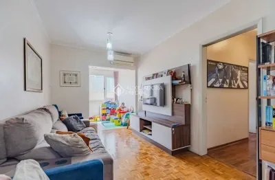 Apartamento com 3 quartos à venda na rua barão de teffe, 270, menino deus, porto alegre, 84 m2 por r$ 459.000