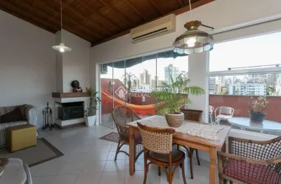 Cobertura com 2 quartos à venda na avenida montenegro, 82, petrópolis, porto alegre, 151 m2 por r$ 905.000