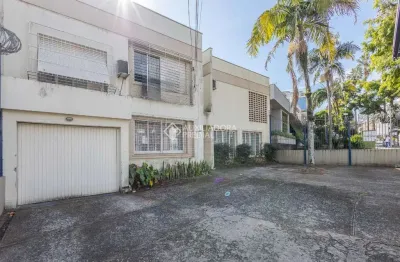 Casa com 3 quartos à venda na avenida protásio alves, 3100, petrópolis, porto alegre, 300 m2 por r$ 2.750.000