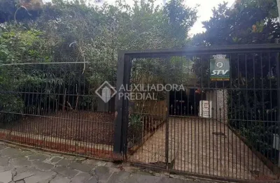 Casa em condomínio fechado com 4 quartos à venda na rua general caldwell, 814, menino deus, porto alegre, 206 m2 por r$ 795.000