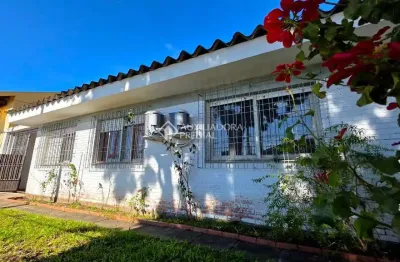 Casa com 3 quartos à venda na rua antônio álvares pereira coruja, 169, jardim itu sabará, porto alegre, 220 m2 por r$ 530.000
