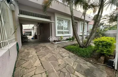 Casa com 3 quartos à venda na avenida rachel wolfrid, 63, morro santana, porto alegre, 165 m2 por r$ 680.000