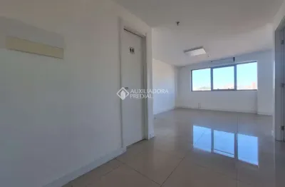 Sala comercial à venda na avenida assis brasil, 4500, são sebastião, porto alegre, 62 m2 por r$ 595.000