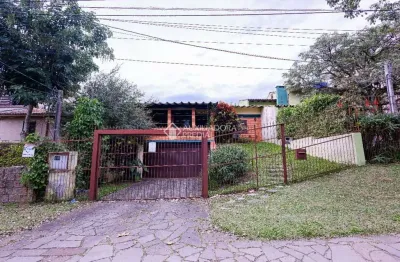 Casa com 3 quartos à venda na rua comandai, 550, cristal, porto alegre, 173 m2 por r$ 790.000