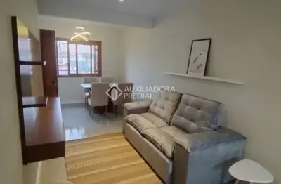 Casa com 3 quartos à venda na rua josé celestino da silva, 200, hípica, porto alegre, 53 m2 por r$ 330.000