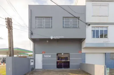 Prédio à venda na rua doutor joão inácio, 1624, navegantes, porto alegre, 350 m2 por r$ 850.000