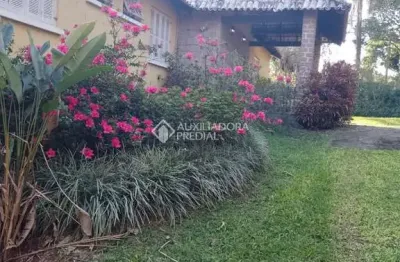 Fazenda à venda na estrada marechal marciano ávila, 39, restinga, porto alegre, 302 m2 por r$ 1.150.000