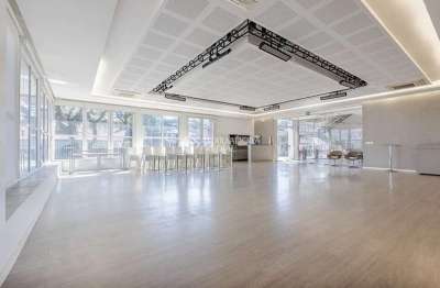 Casa com 3 quartos à venda na rua carajá, 51, vila assunção, porto alegre, 431 m2 por r$ 1.700.000